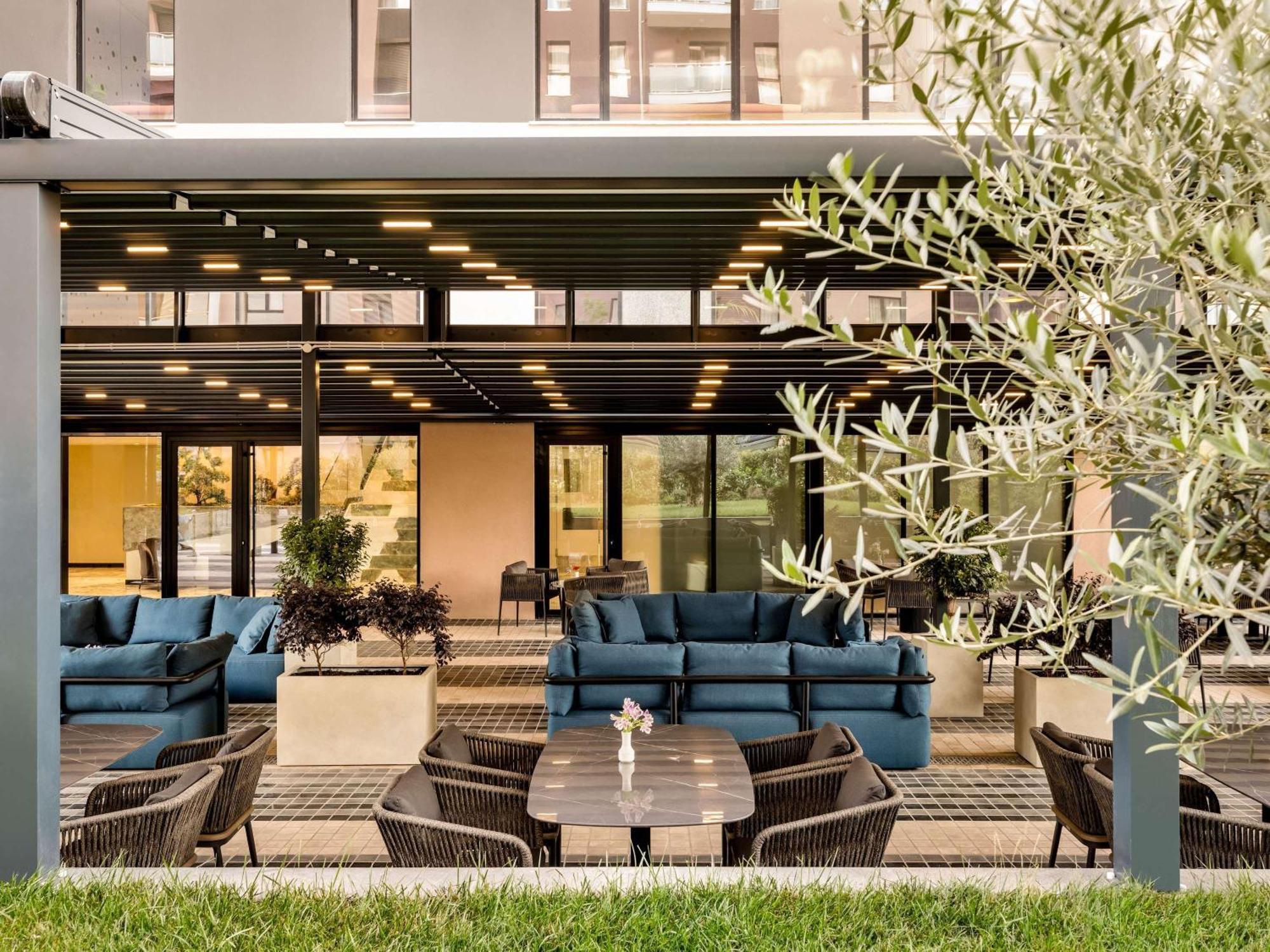 Mercure Tirana Exterior foto