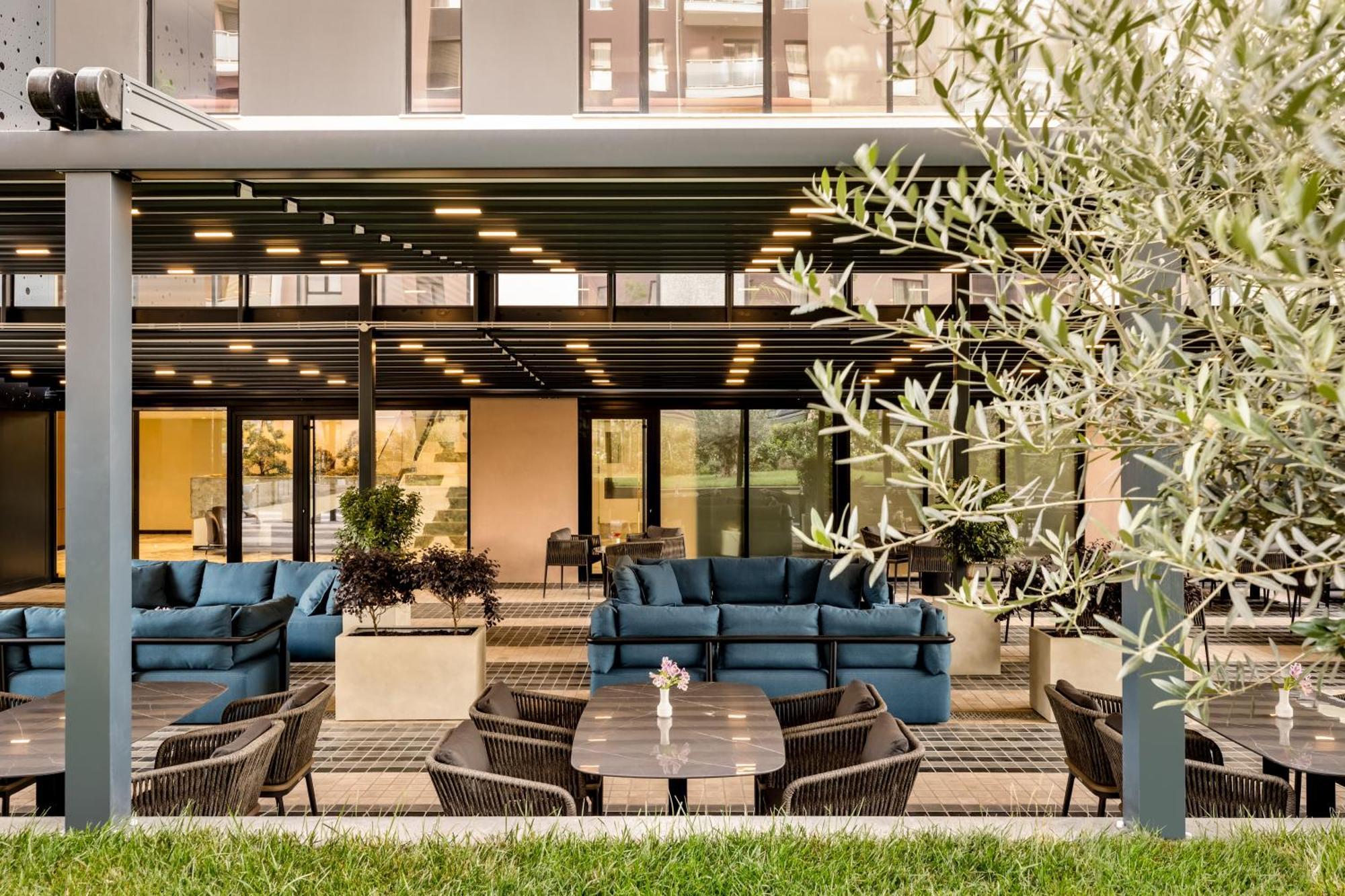 Mercure Tirana Exterior foto